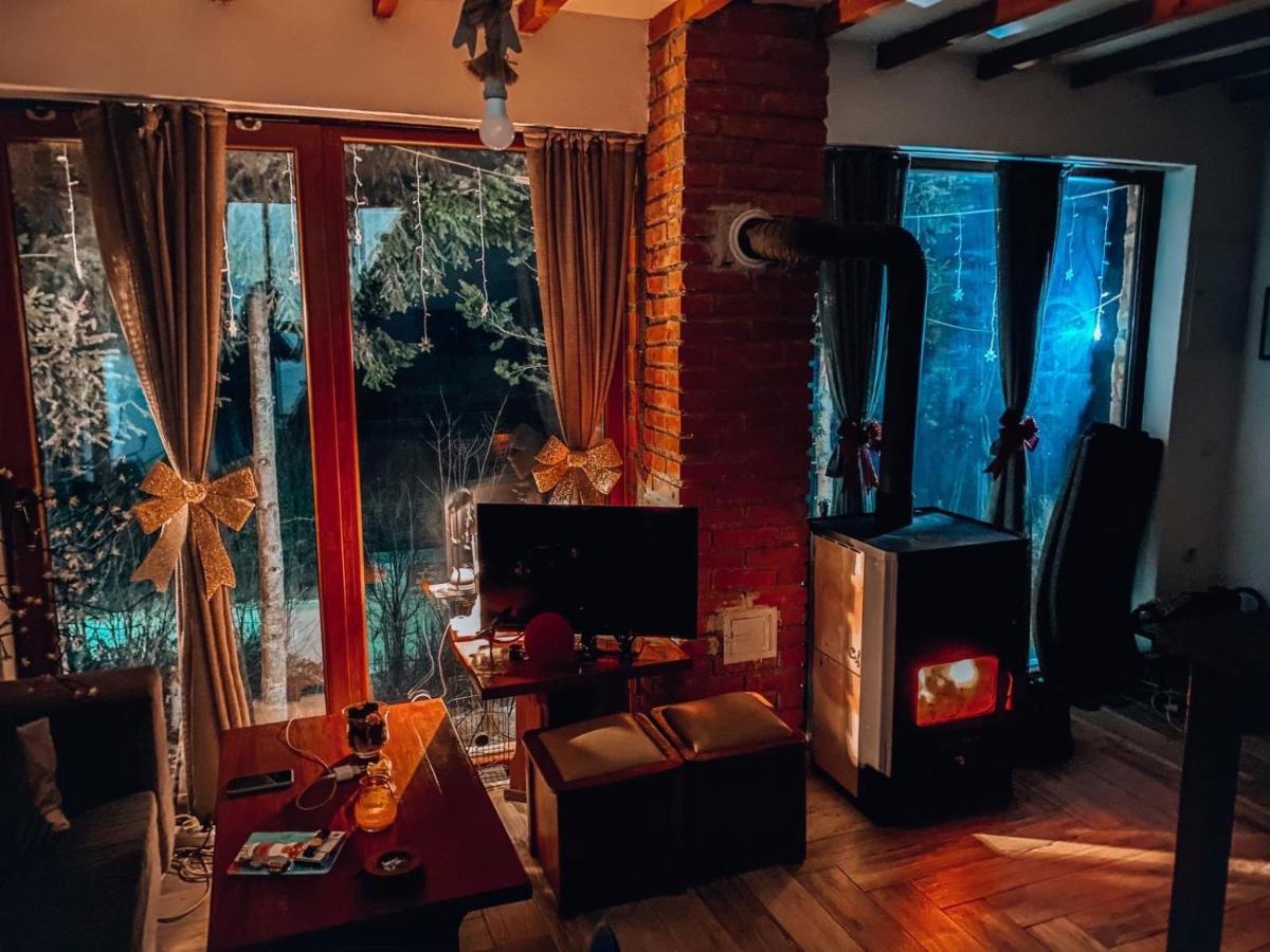 Cece'S Home Mavrovo Buitenkant foto